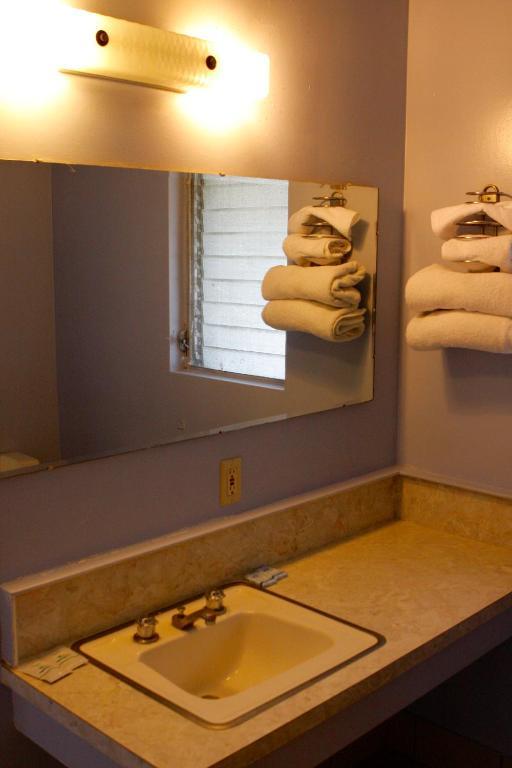 Homestead Motel San Luis Obispo Bilik gambar